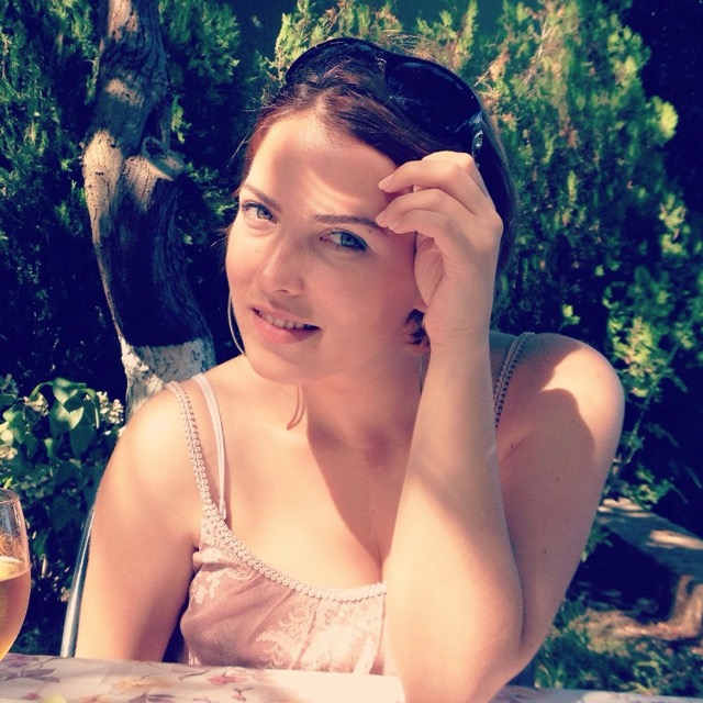Damla F. — Marketing at LabelFood